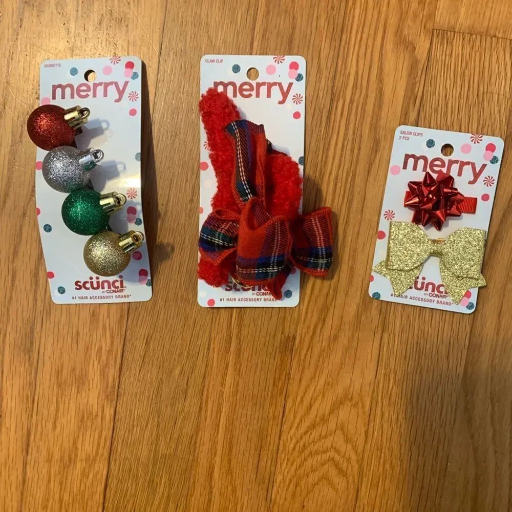 Scunci Christmas Hair Clips Sst of 3 Jingle balls  Bow plaid claw clip
